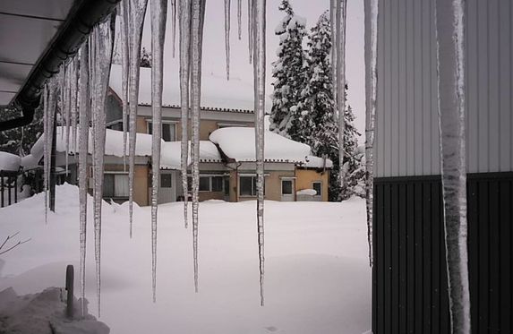 ハイブリッド車のスタック 脱出するには