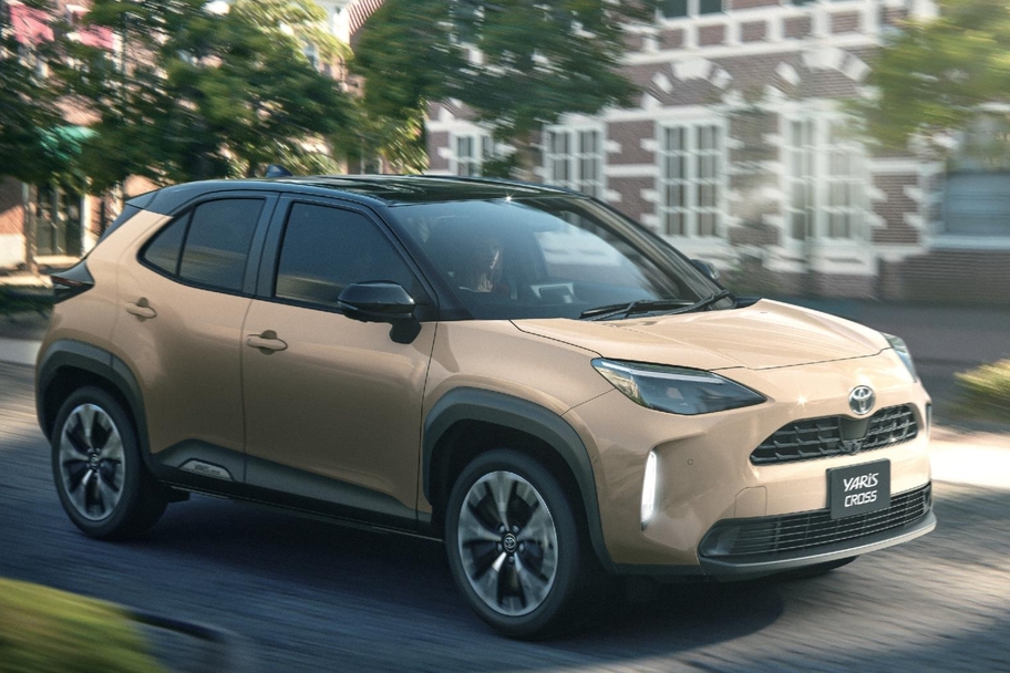 【モデル入り素材】Z（ハイブリッド・2WD）