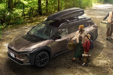 【モデル入り素材】Z（4WD）