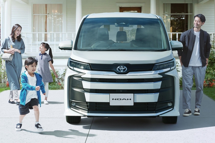 【モデル入り素材】S-Z（2WD・7人乗り）