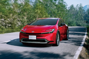 Z（ハイブリッド・2WD）