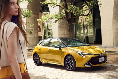 【モデル入り素材】特別仕様車 G“Z・ACTIVE ELEGANCE”［ベース車両はG“Z”］